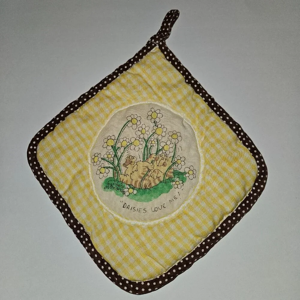 VTG Daisies Love Me Potholder Yellow Brown Flowers Cat Barbara Alexander